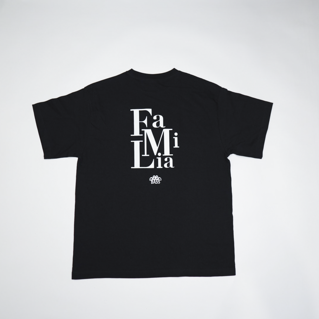 Familia Curve Logo S/S T-shirts